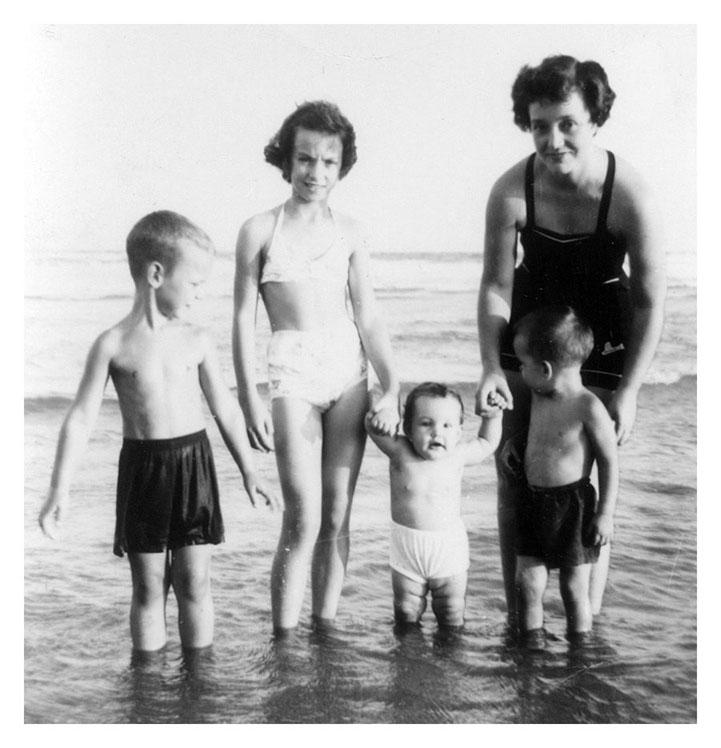 Rae Sloane at the Beach with the Kids